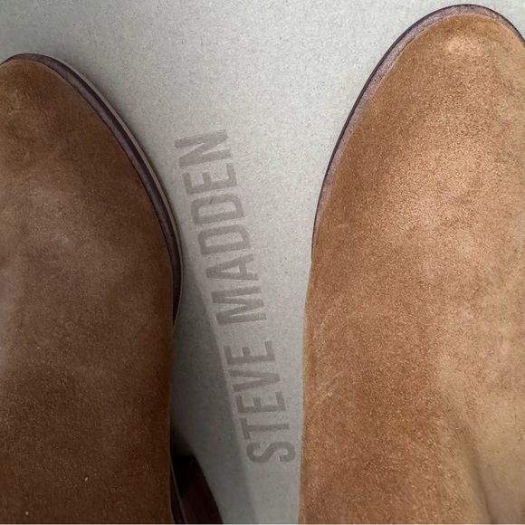 Steve Madden ankle boot with cut out - Picture 7 of 9